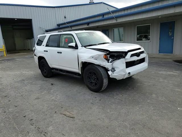2023 Toyota 4Runner - Image 12