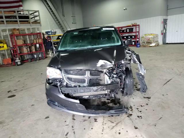 2014 Dodge Caravan - Image 11