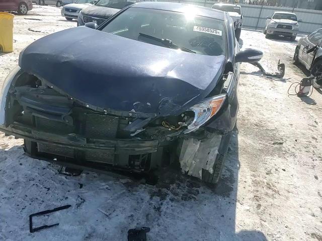 2014 Hyundai Sonata - Image 11