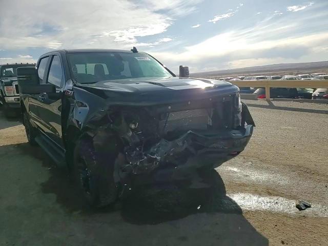 2021 Chevrolet Silverado - Image 14