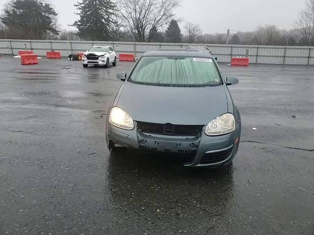 2006 Volkswagen Jetta - Image 10