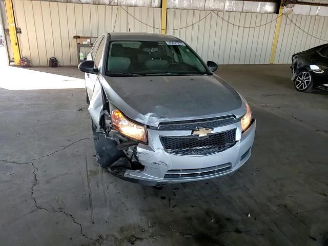 2014 Chevrolet Cruze - Image 11