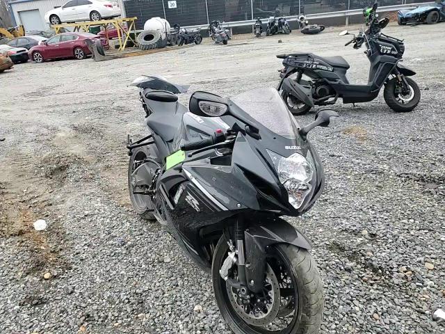 2025 Suzuki Gsx-R600 VIN: JS1GN7FA0S7100030 Lot: 47200415