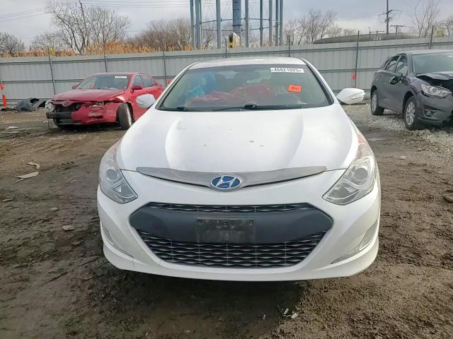 2015 Hyundai Sonata - Image 10