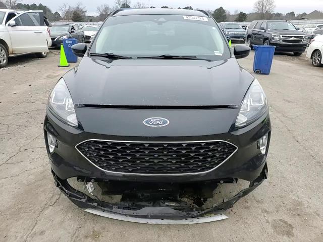 2020 Ford Escape - Image 12