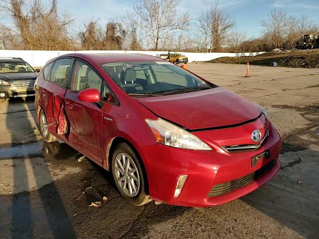 2014 Toyota Prius - Image 11