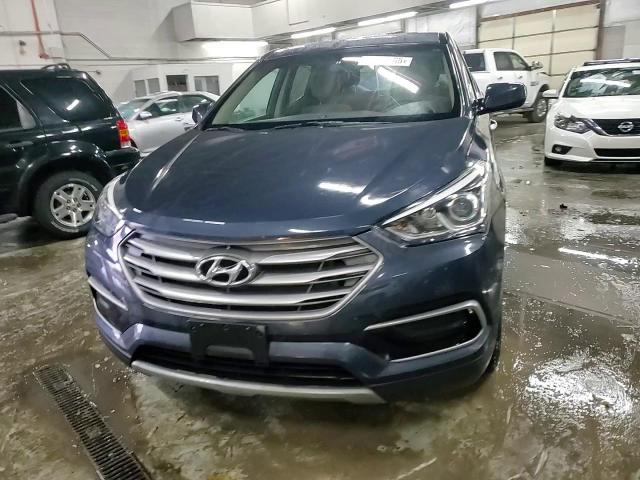 2017 Hyundai Santa Fe - Image 14