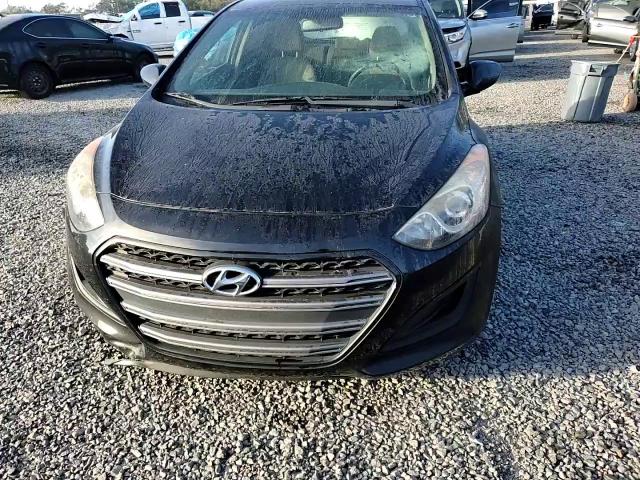 2016 Hyundai Elantra - Image 11