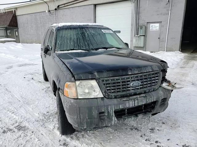 2004 Ford Explorer - Image 12