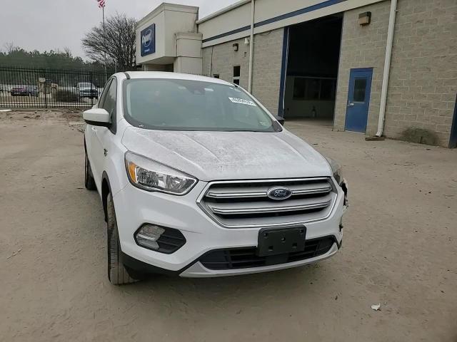 2019 Ford Escape - Image 11