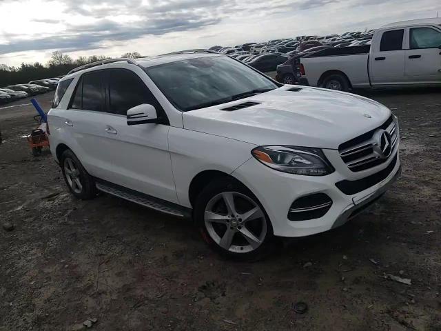 2016 Mercedes-Benz GLE - Image 11