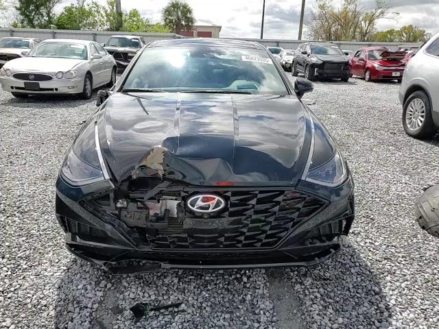 2022 Hyundai Sonata - Image 11