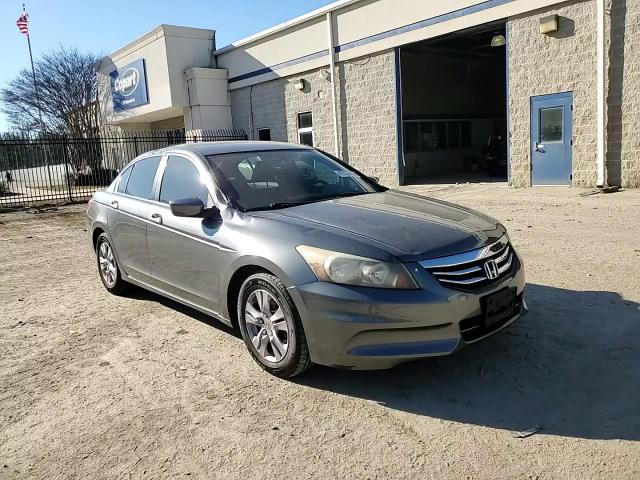 2012 Honda Accord - Image 10
