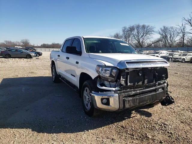 2020 Toyota Tundra - Image 13