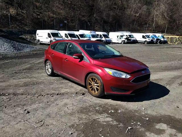 2017 Ford Focus Se VIN: 1FADP3K27HL207675 Lot: 48365844