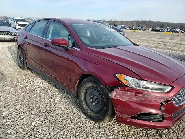 2013 Ford Fusion S VIN: 3FA6P0G78DR163533 Lot: 48278514