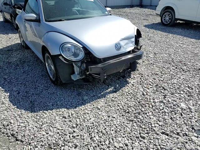 3VW517AT8FM810709 2015 Volkswagen Beetle 1.8T