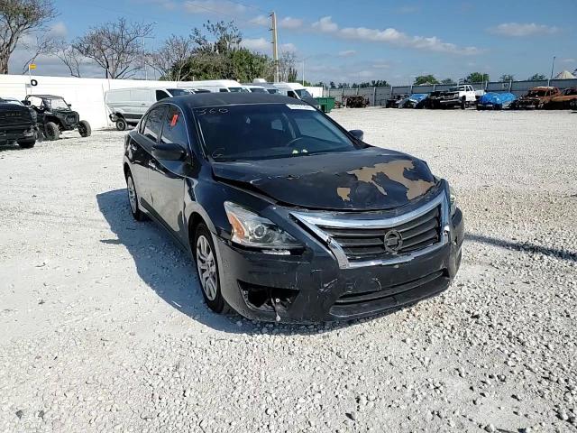2015 Nissan Altima - Image 11