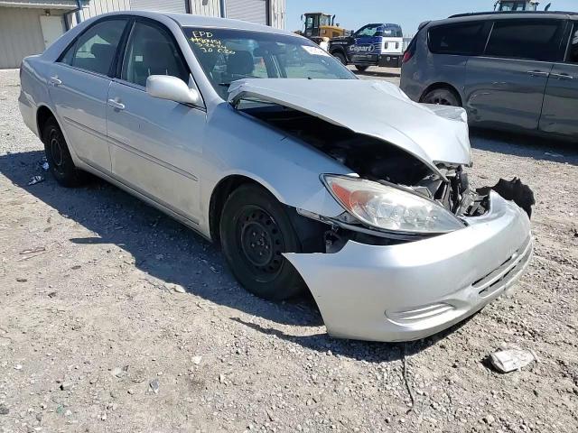 2004 Toyota Camry Le VIN: 4T1BE32K34U355801 Lot: 48681424