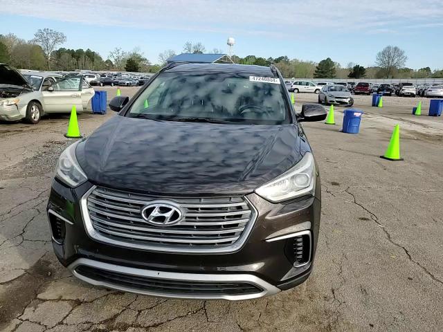 2017 Hyundai Santa Fe Se VIN: KM8SM4HF0HU176625 Lot: 47240804