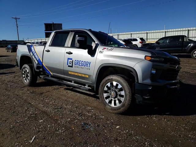 2024 Chevrolet Silverado - Image 12