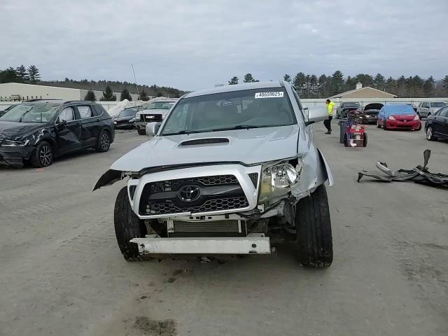 2011 Toyota Tacoma - Image 11