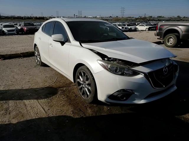 2016 Mazda 3 - Image 10