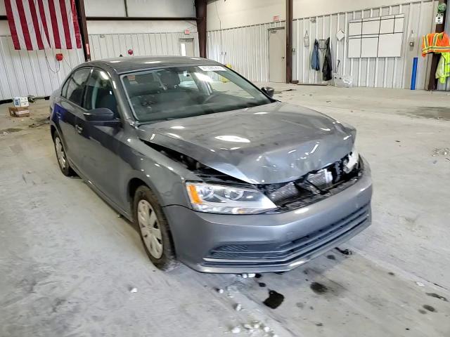 2016 Volkswagen Jetta - Image 11
