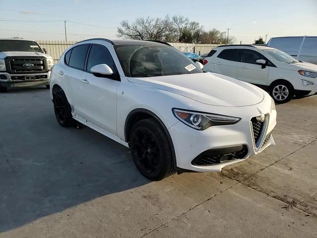 2022 Alfa Romeo Stelvio Ti VIN: ZASPAKBN8N7D38381 Lot: 49154565