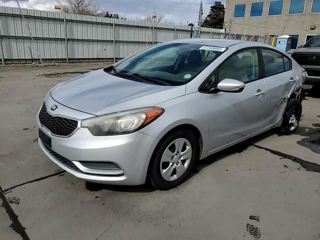 2016 Kia Forte - Image 14