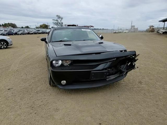2012 Dodge Challenger - Image 11