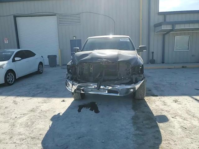 2015 RAM 1500 - Image 10