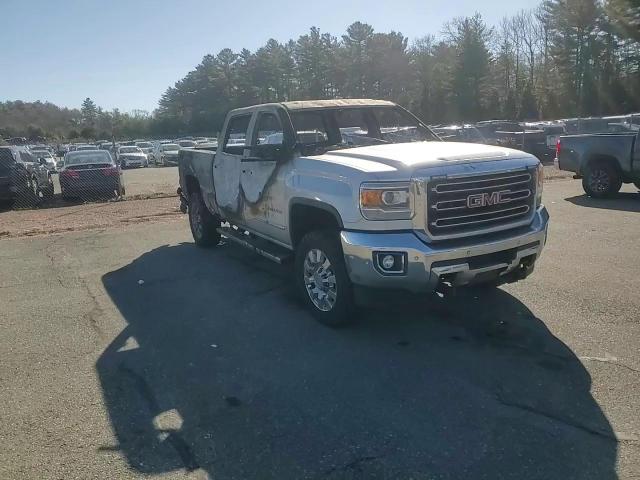2015 GMC Sierra - Image 10