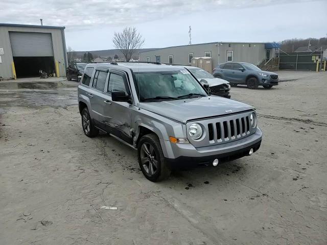 2015 Jeep Liberty (Patriot) - Image 14