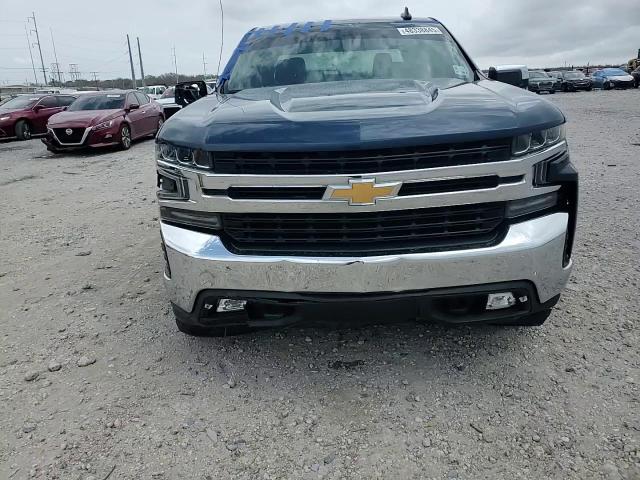 2019 Chevrolet Silverado - Image 11