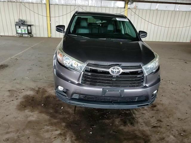 2015 Toyota Highlander - Image 12