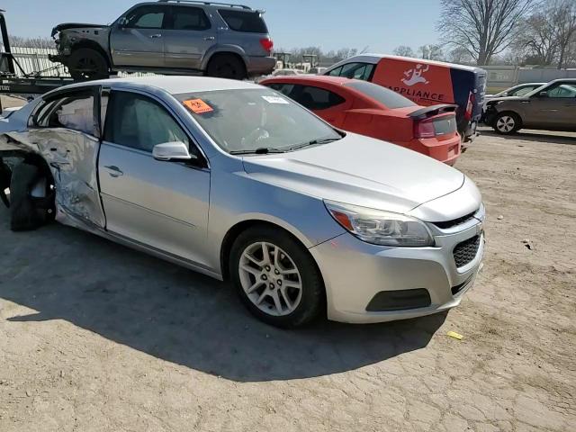2016 Chevrolet Malibu - Image 11