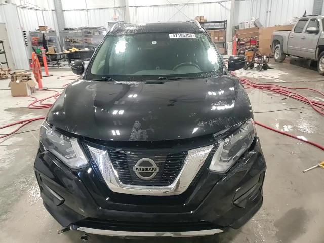 2017 Nissan Rogue - Image 14