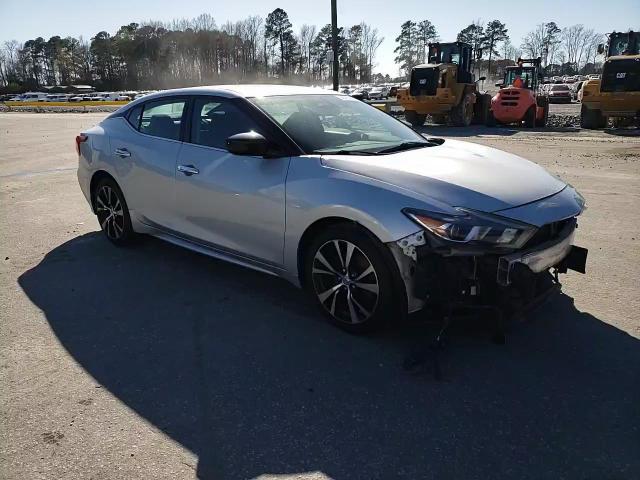 2017 Nissan Maxima - Image 10