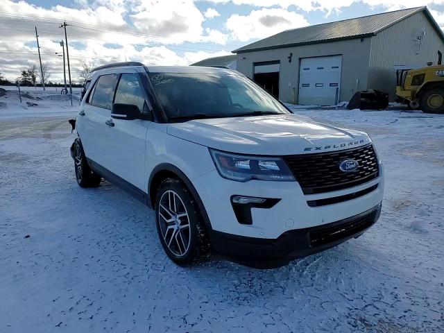 2018 Ford Explorer - Image 11