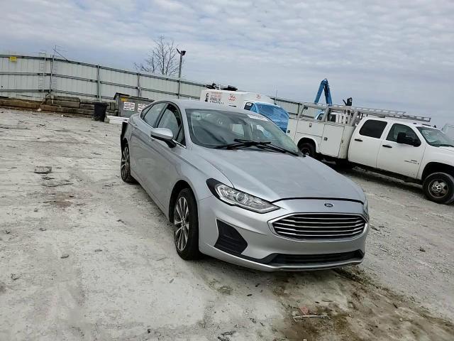 2020 Ford Fusion - Image 10