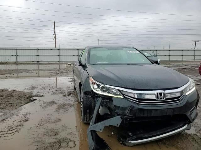 2017 Honda Accord - Image 11