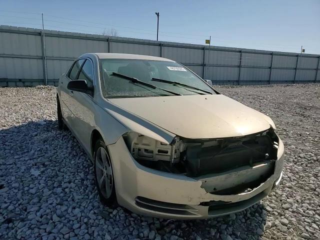 2009 Chevrolet Malibu - Image 10