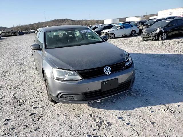 2014 Volkswagen Jetta - Image 10