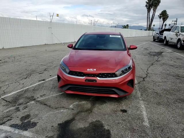 2022 Kia Forte - Image 11