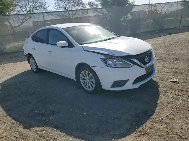 2019 Nissan Sentra - Image 11
