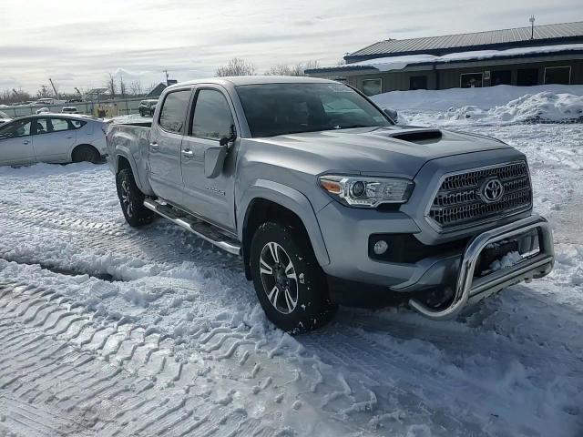 2016 Toyota Tacoma - Image 13