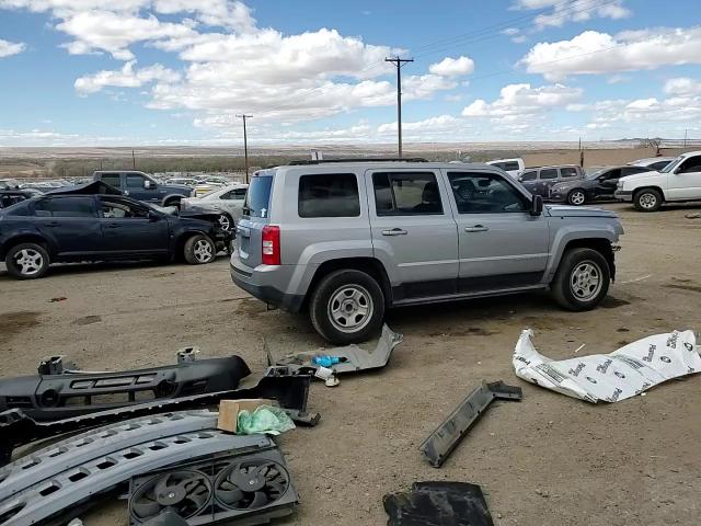2017 Jeep Liberty (Patriot) - Image 14
