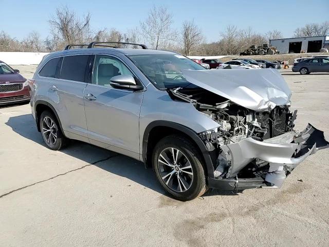 2016 Toyota Highlander - Image 12