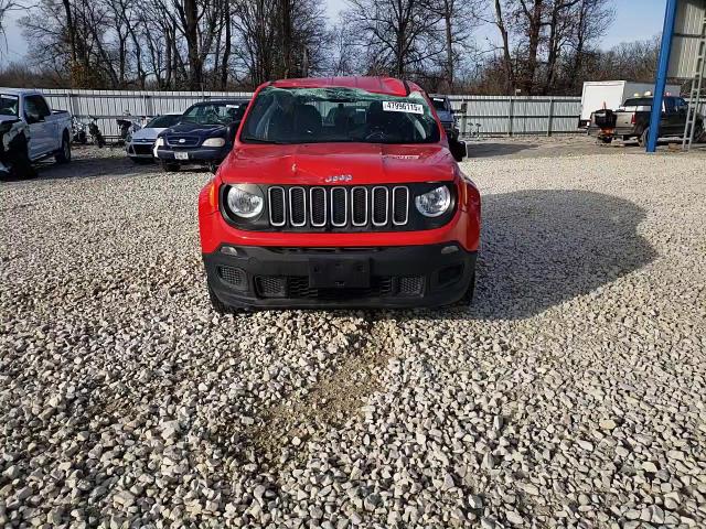 2018 Jeep Renegade - Image 11